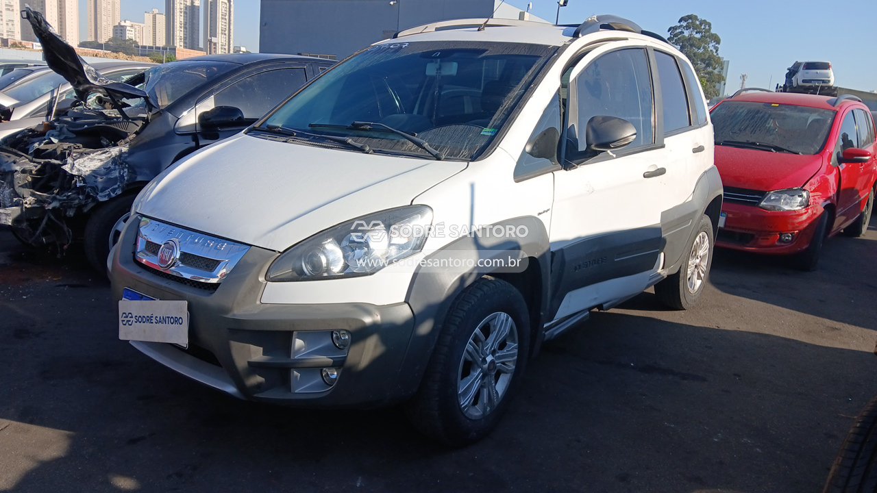 Fiat Idea Adventure 1.8 - 2013/2014 — foto 3 de 13