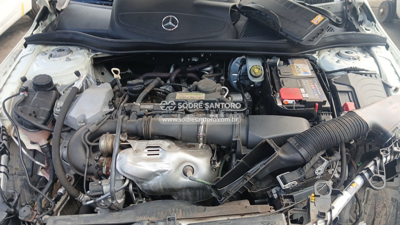 Mercedes-benz Gla 200 FF - 2015/2015 — foto 5 de 13