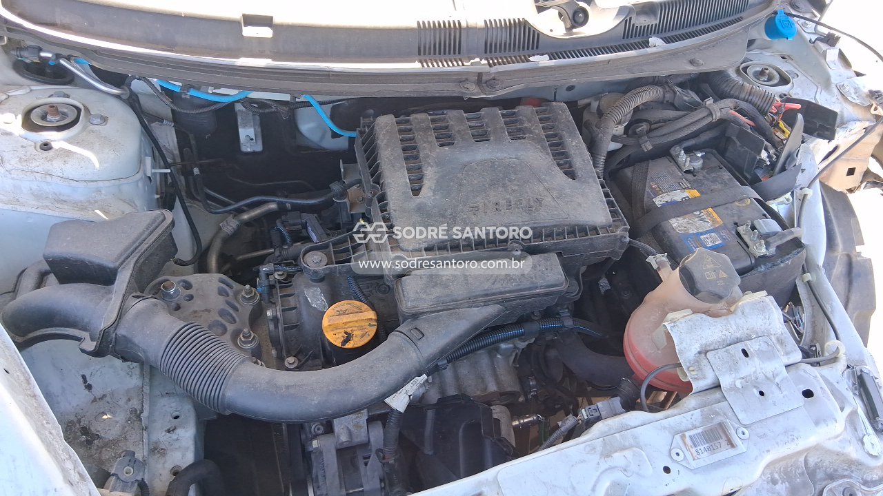 Fiat Cronos Drive 1.0 - 2023/2024 — foto 5 de 8