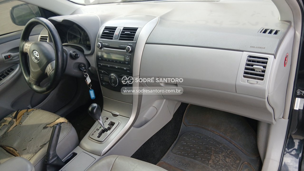 Toyota Corolla Gli18 Flex - 2010/2011 — foto 7 de 13
