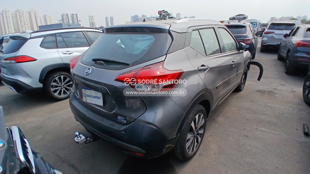 Nissan Kicks SV Cvt - 2018/2018 — foto 4 de 12
