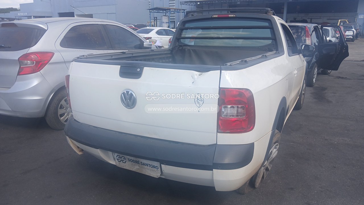 Volkswagen Saveiro CS Surf MB - 2015/2016 — foto 4 de 9