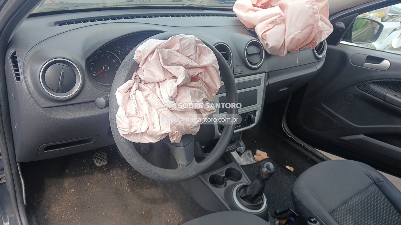 Volkswagen Gol - 2014/2015 — foto 6 de 13