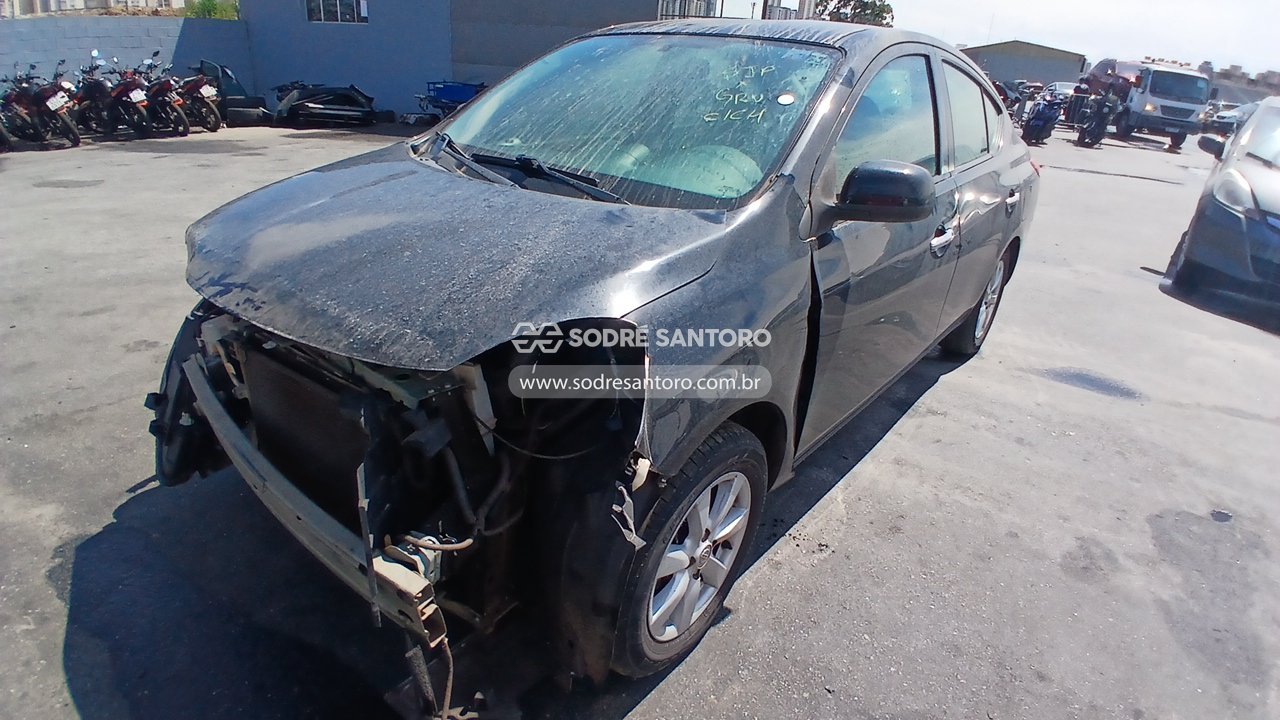 Nissan Versa 16sl Flex - 2012/2013 — foto 3 de 13