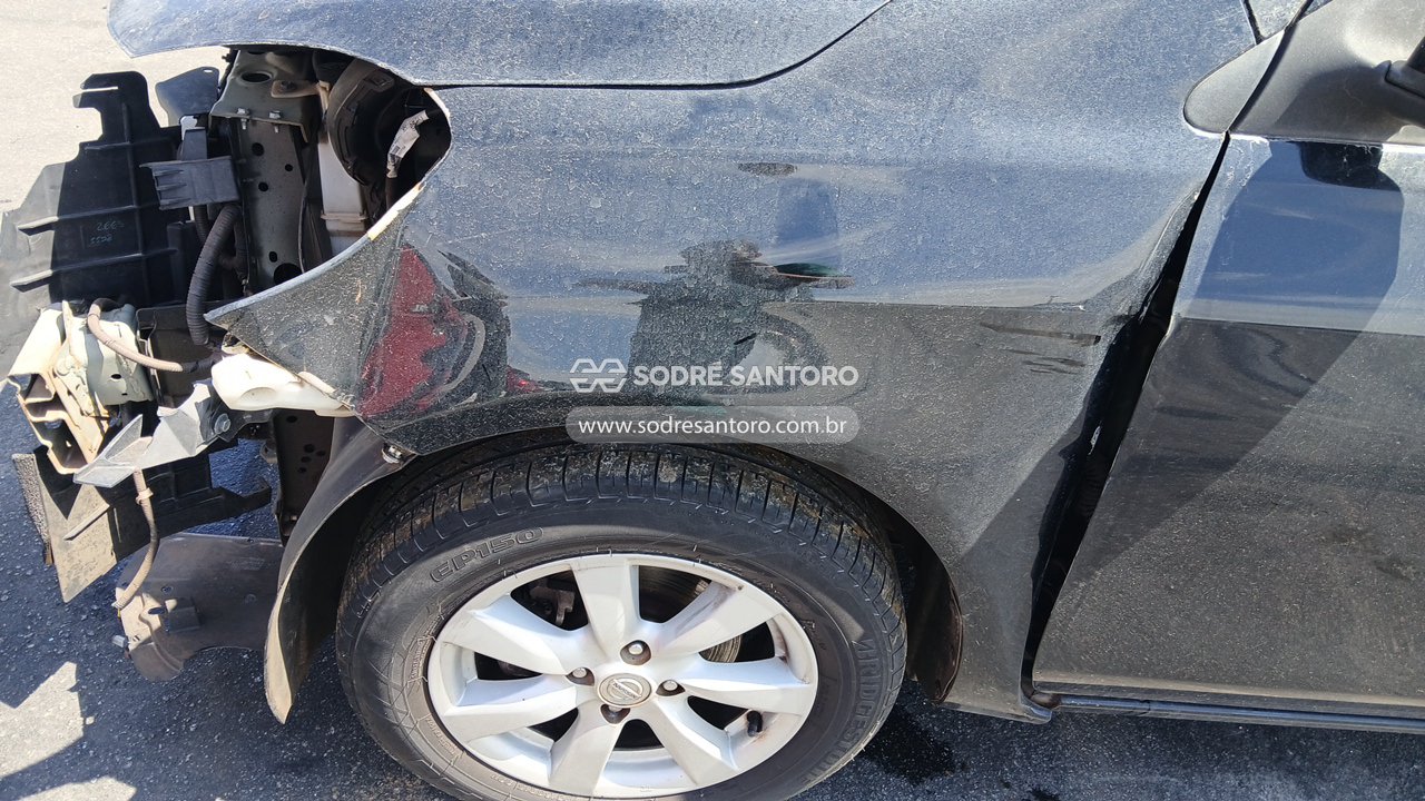 Nissan Versa 16sl Flex - 2012/2013 — foto 11 de 13