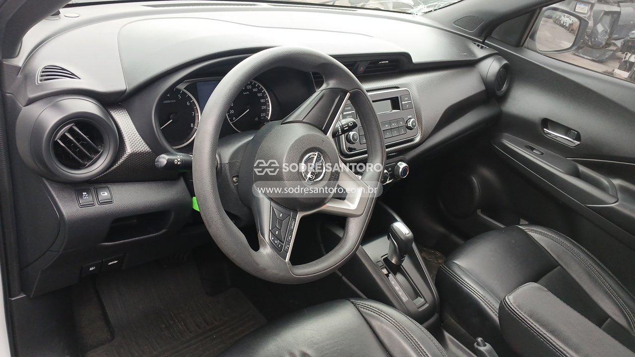 Nissan Kicks S Cvt - 2017/2018 — foto 6 de 13