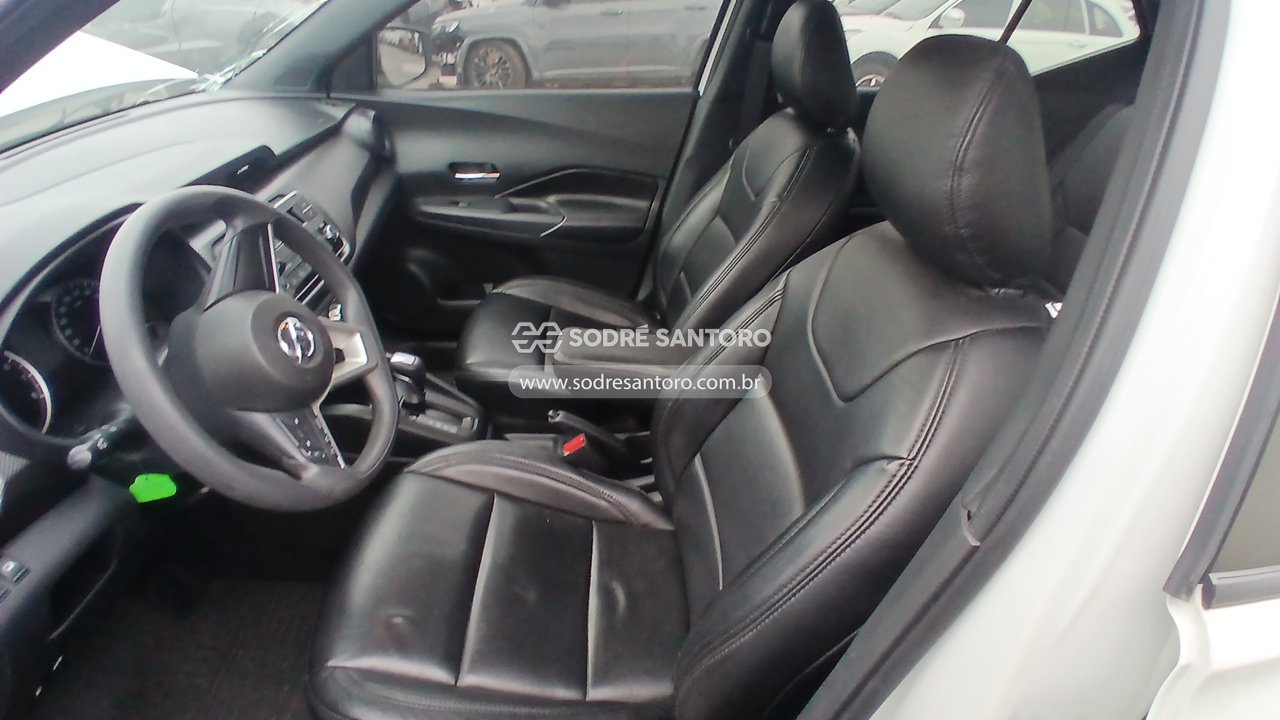 Nissan Kicks S Cvt - 2017/2018 — foto 9 de 13