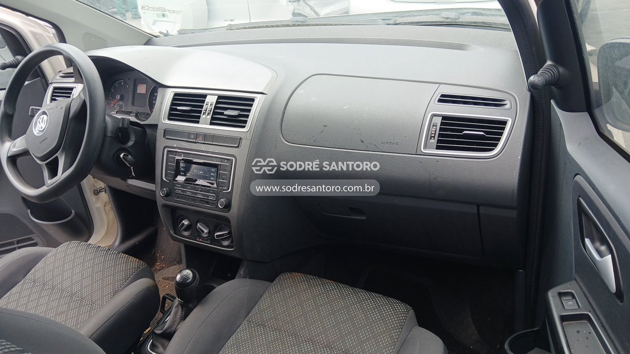 Volkswagen Fox TL ME - 2016/2016 — foto 8 de 13