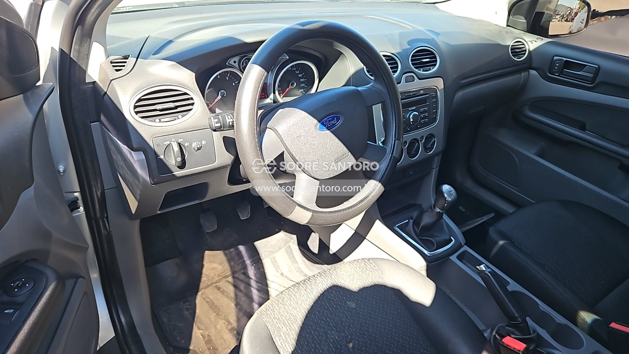 Ford Focus HC Flex - 2012/2013 — foto 6 de 13