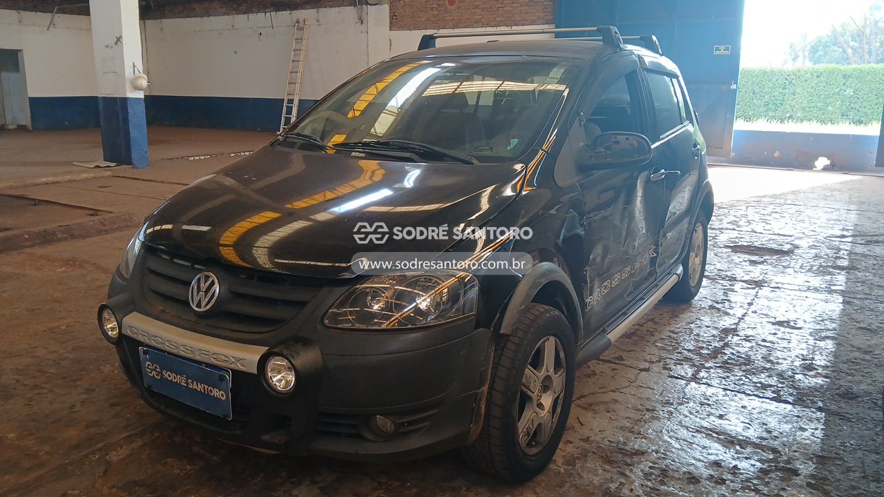 Volkswagen Crossfox - 2008/2009 — foto 3 de 13