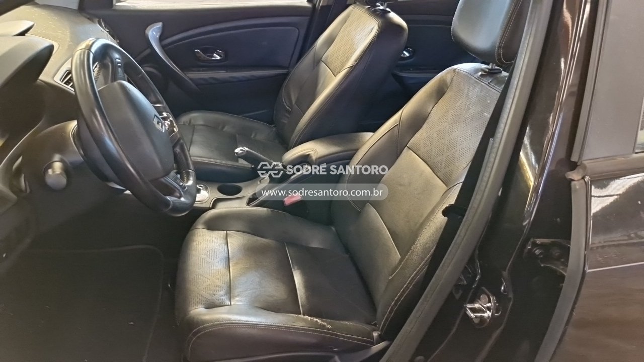 Renault Fluence Dynamique - 2015/2016 — foto 8 de 13