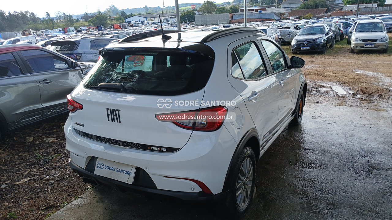 Fiat Argo Trekking 1.3 - 2020/2021 — foto 4 de 12