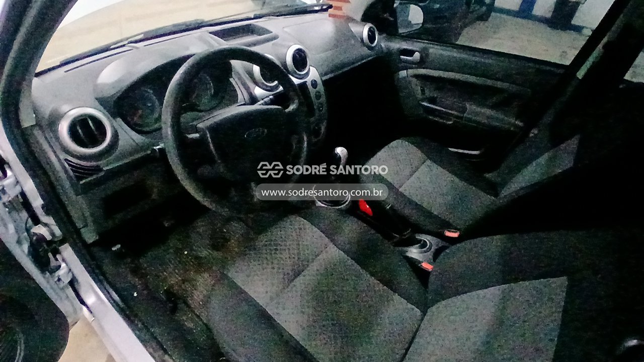 Ford Fiesta 1.6 Flex - 2012/2012 — foto 6 de 12