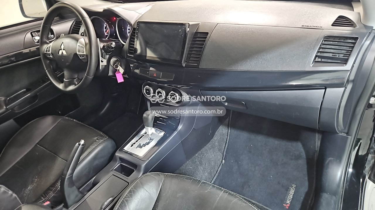 Mitsubishi Lancer 2.0 - 2013/2014 — foto 8 de 12