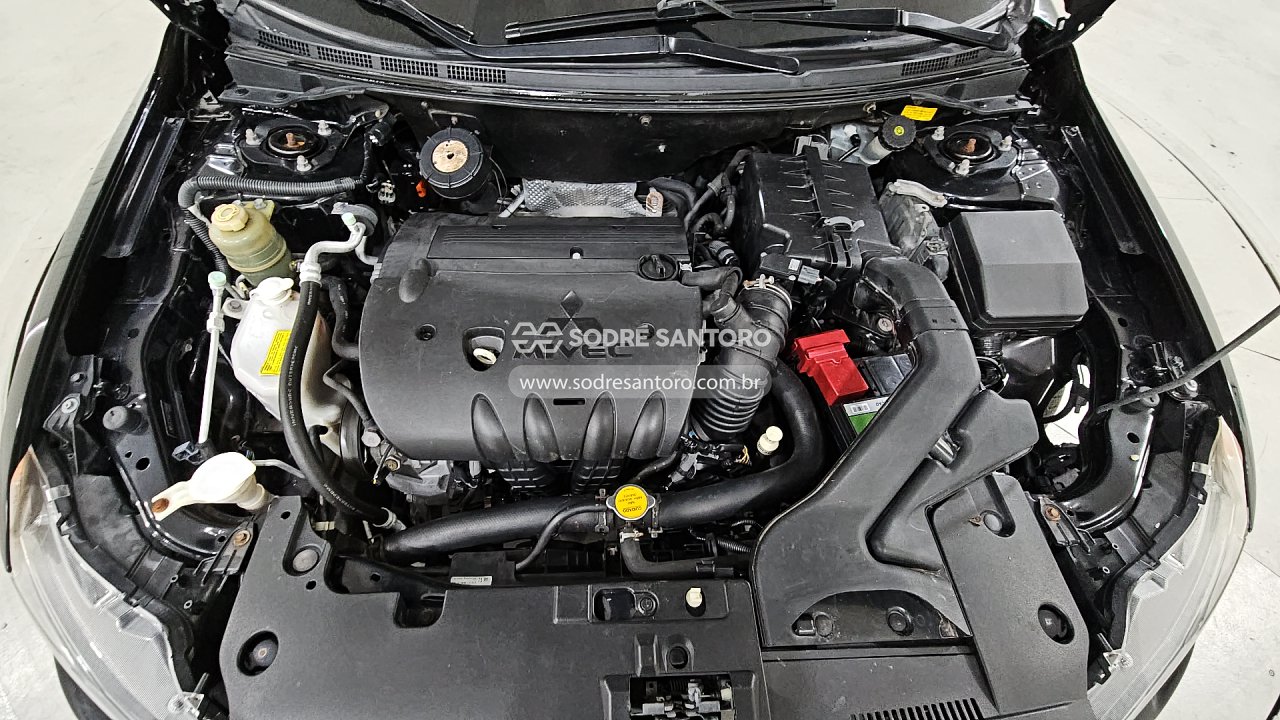 Mitsubishi Lancer 2.0 - 2013/2014 — foto 5 de 12