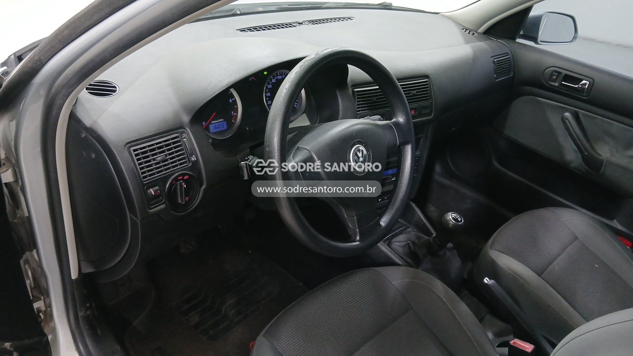 Volkswagen Golf - 2009/2010 — foto 6 de 12