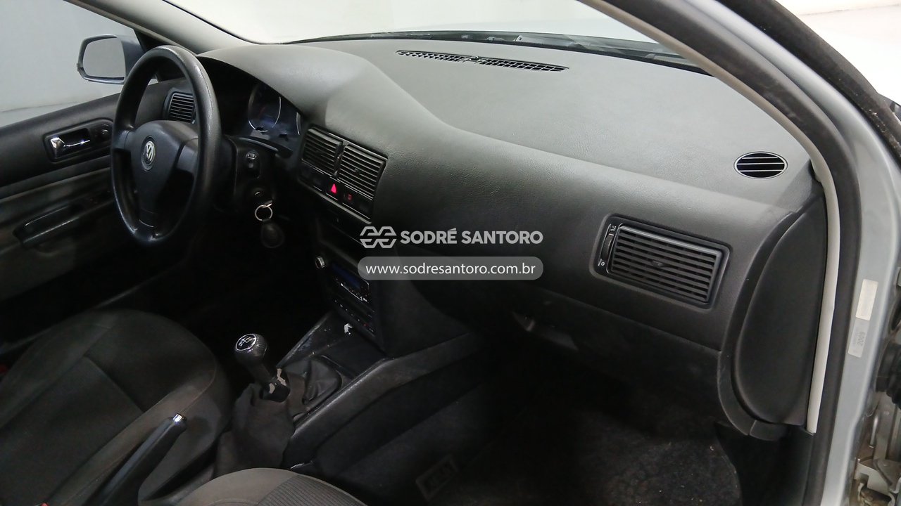 Volkswagen Golf - 2009/2010 — foto 8 de 12