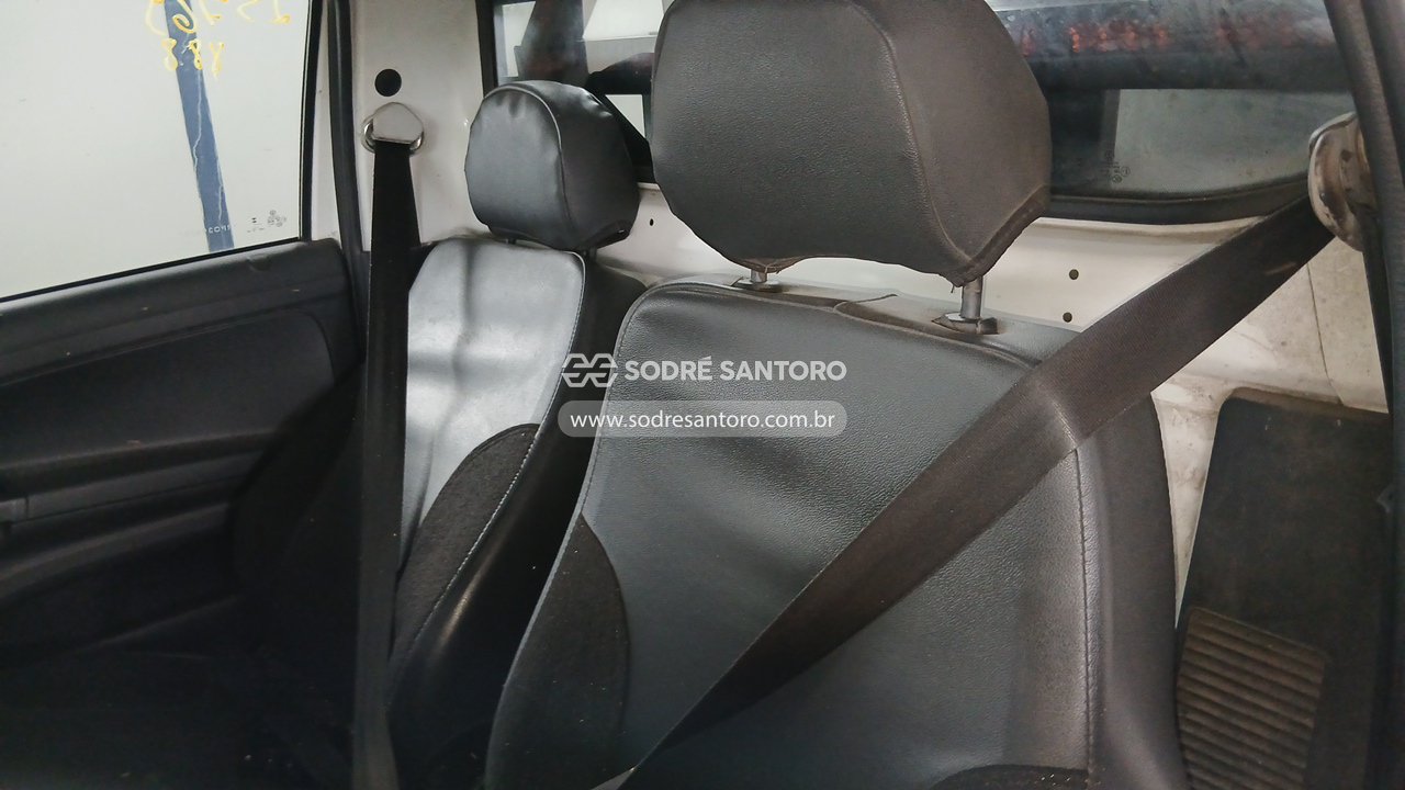 Volkswagen Saveiro CS RB MF - 2024/2024 — foto 8 de 12
