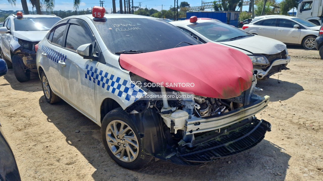Toyota Yaris Sa Xs15 2025 em leilão