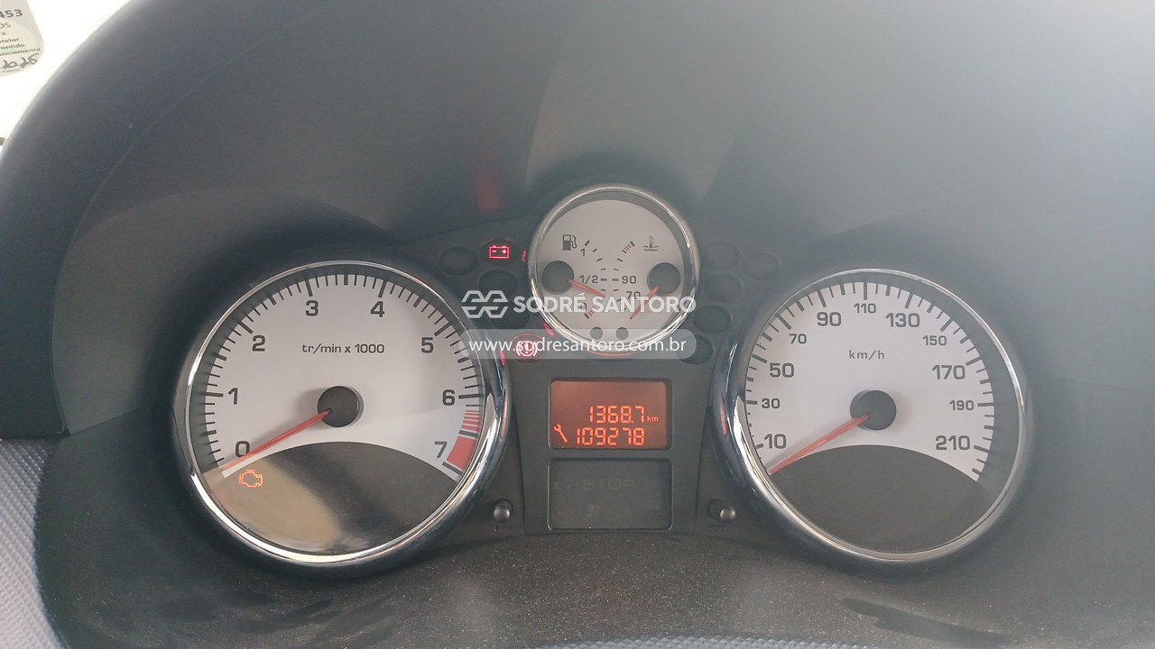Peugeot 207hb XR - 2013/2013 — foto 7 de 12