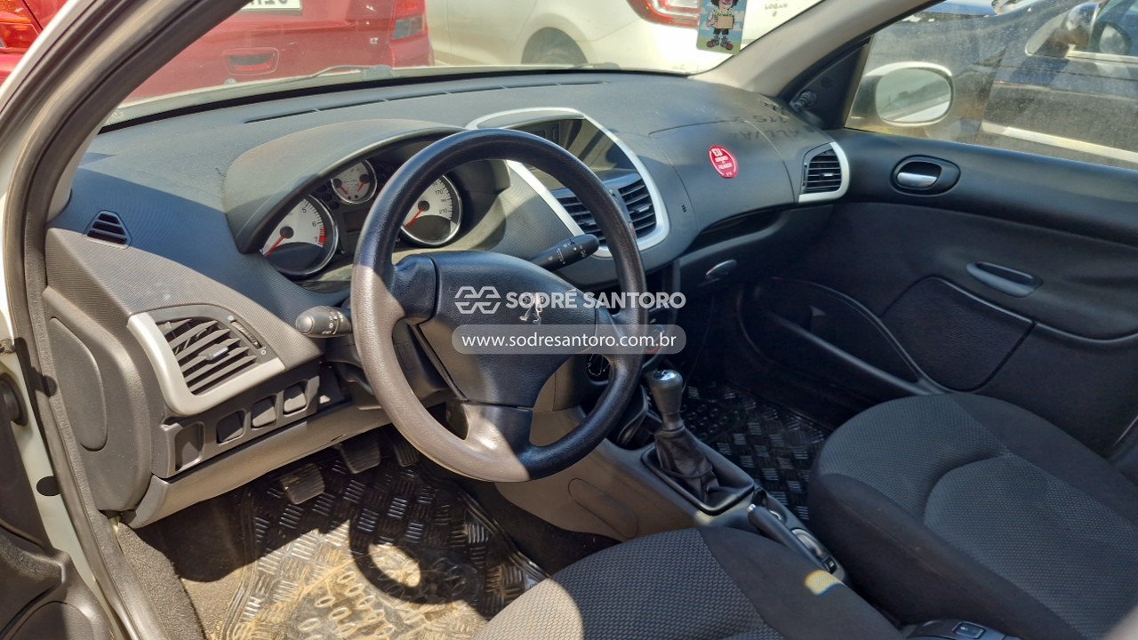 Peugeot 207hb XR - 2013/2013 — foto 6 de 12