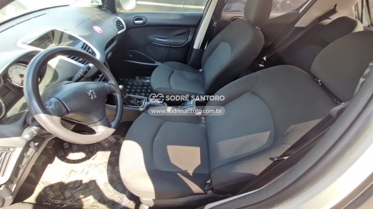 Peugeot 207hb XR - 2013/2013 — foto 9 de 12