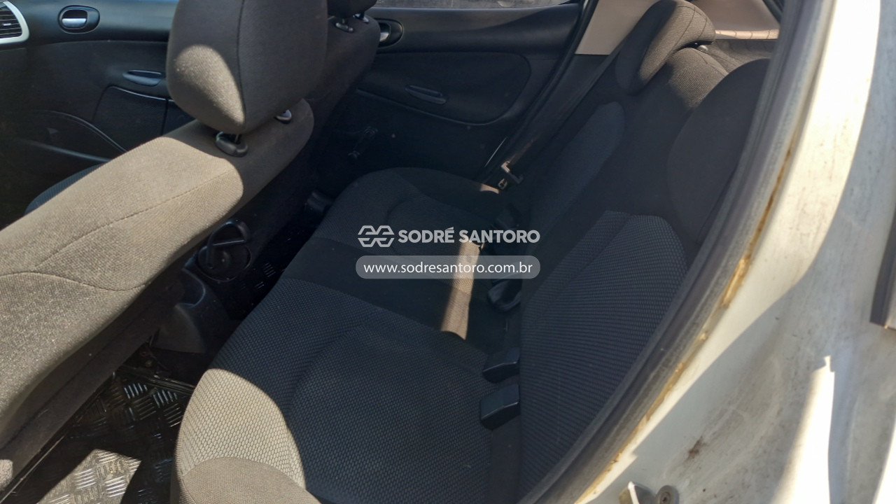 Peugeot 207hb XR - 2013/2013 — foto 11 de 12