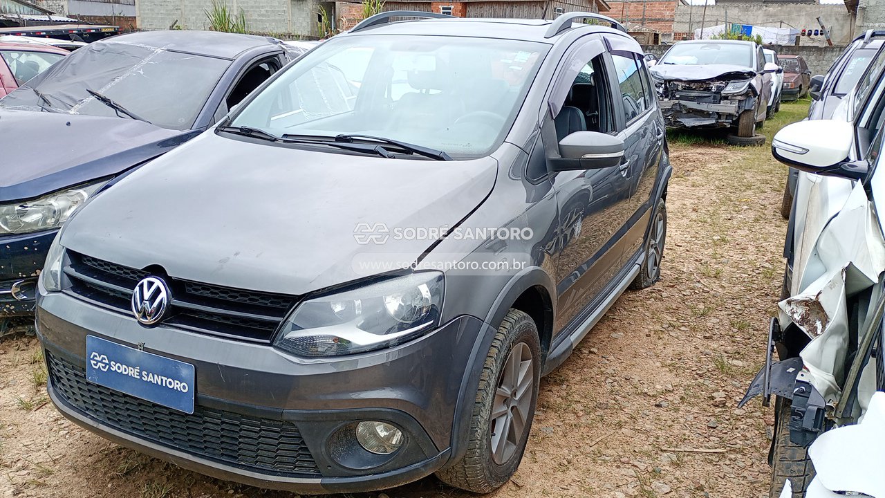 Volkswagen Crossfox - 2011/2012 — foto 3 de 12