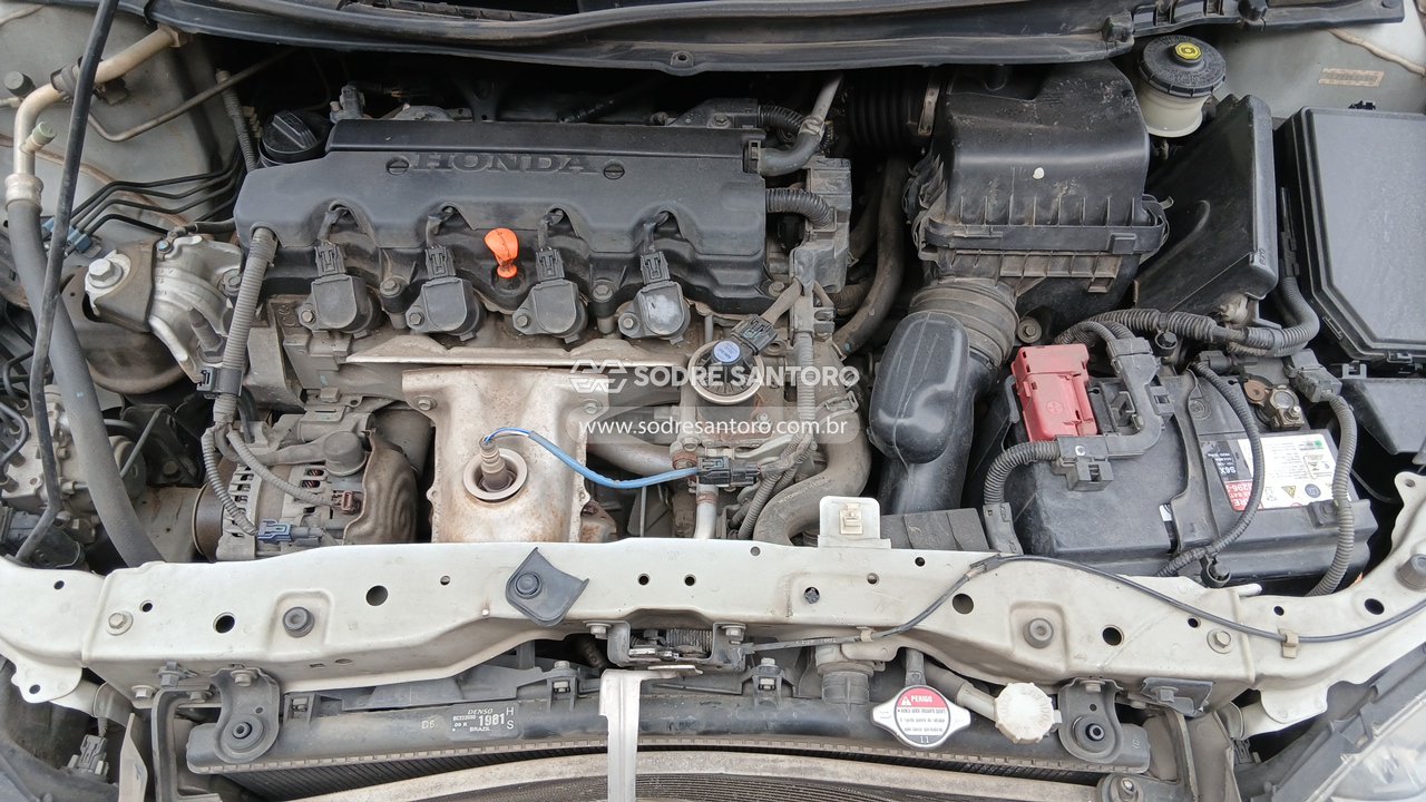 Honda Civic Lxr - 2014/2015 — foto 5 de 12