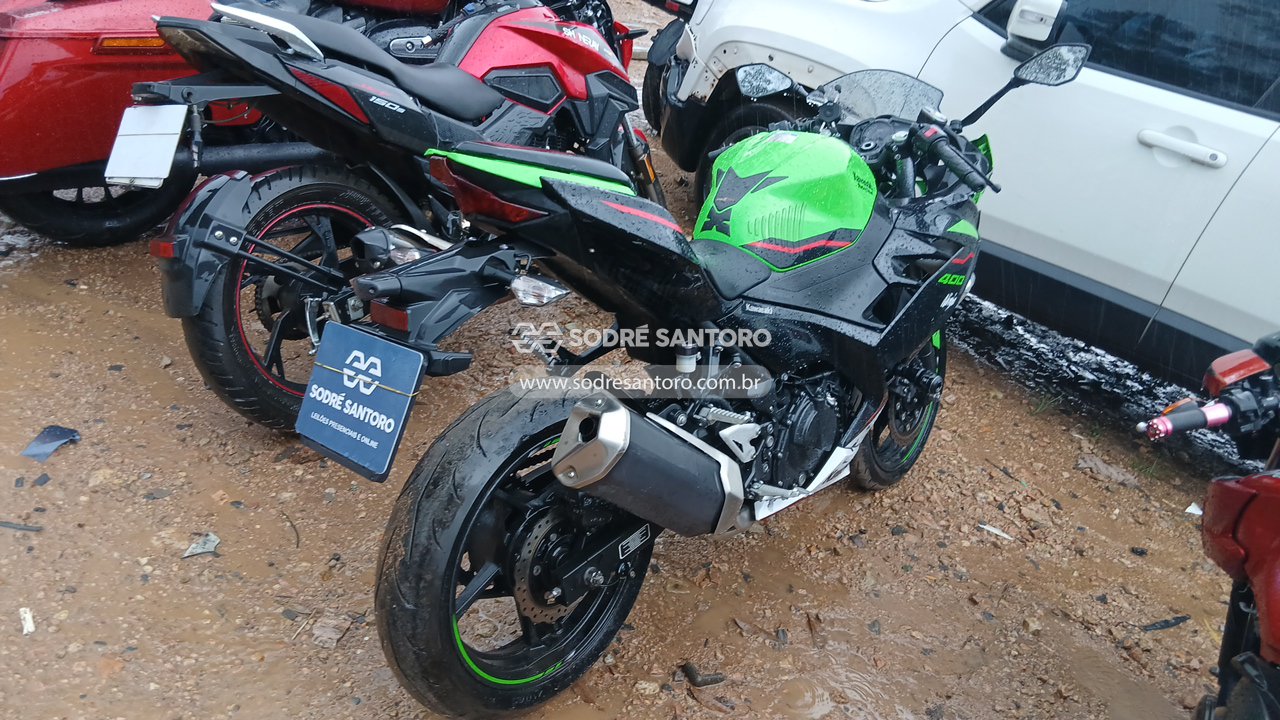 Kawasaki Ninja 400 - 2021/2021 — foto 4 de 12