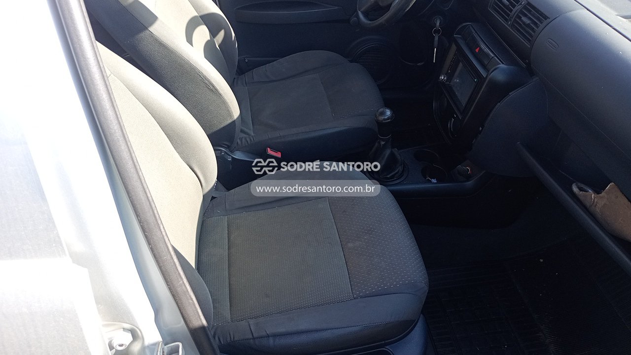 Volkswagen Fox 1.0 - 2006/2007 — foto 9 de 12