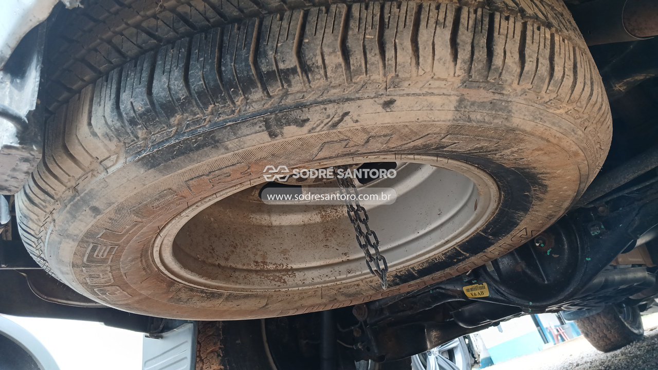 Toyota Hiluxsw4 Srv4x4 - 2010/2010 — foto 10 de 12