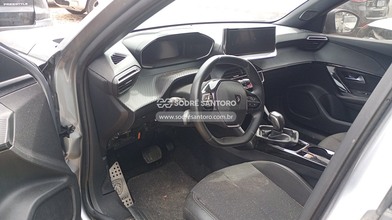 Peugeot 2008 Act T200 - 2024/2025 — foto 6 de 12
