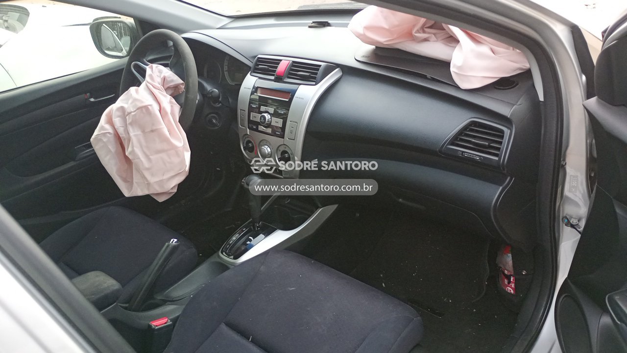 Honda City LX Flex - 2011/2012 — foto 8 de 12
