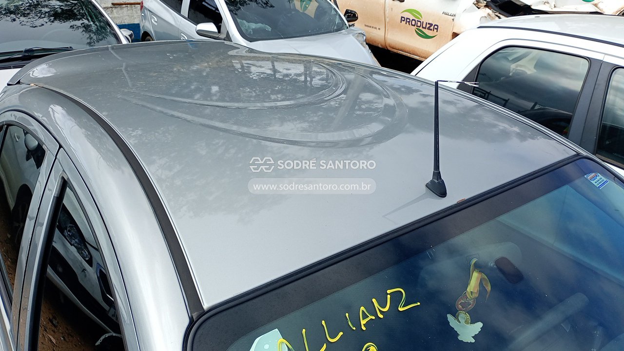 Nissan March 10s - 2015/2016 — foto 12 de 12
