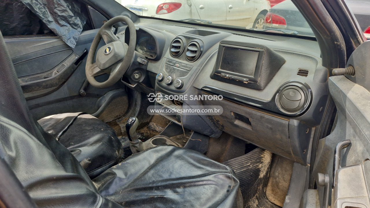Chevrolet Montana LS - 2011/2012 — foto 8 de 12