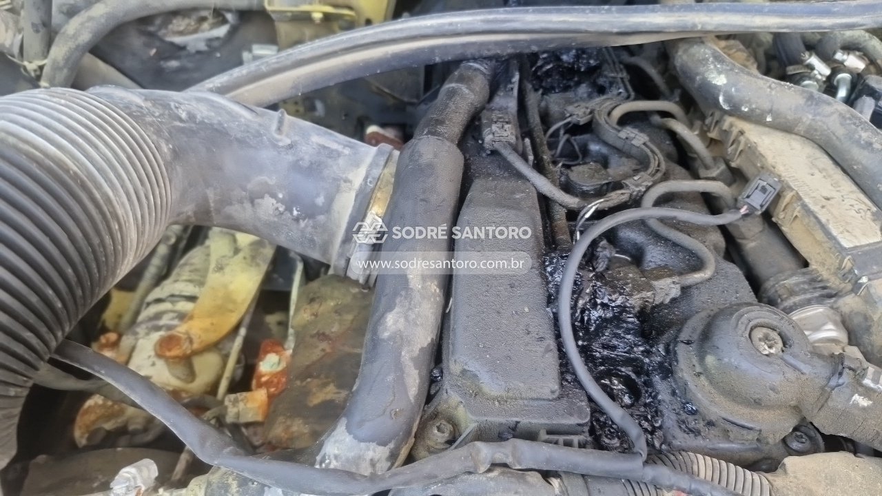 Mercedes-benz 311cdistreetf - 2012/2013 — foto 11 de 12