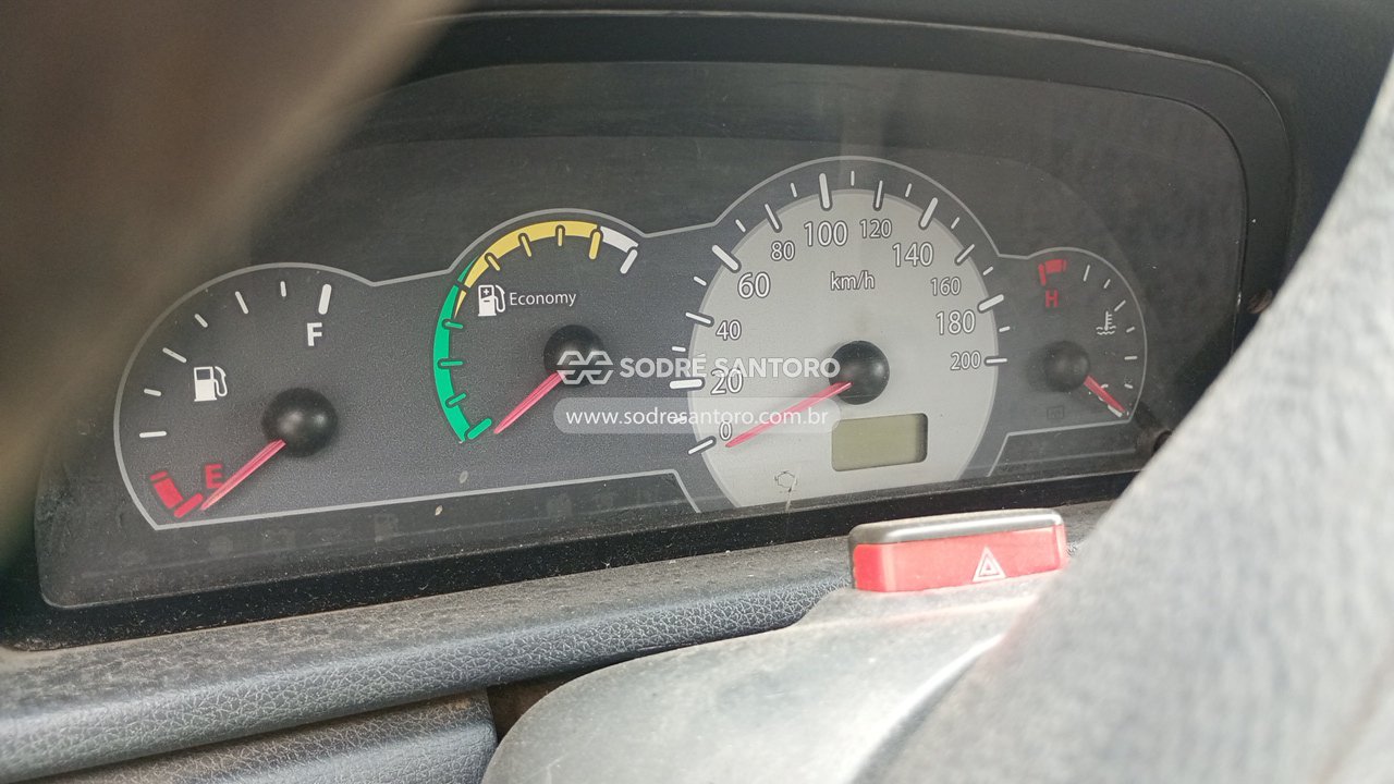Fiat Uno Mille Economy - 2009/2010 — foto 7 de 12