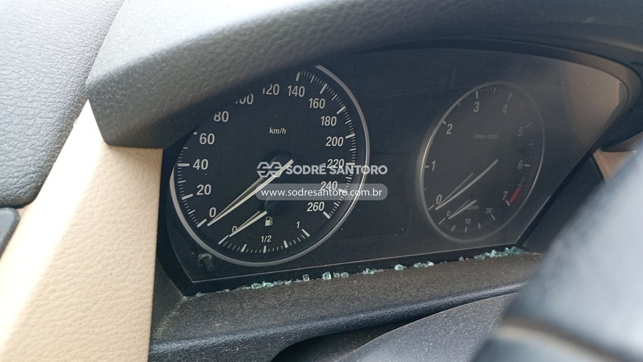 Bmw X1 Sdrive1.8i Vl31 - 2013/2014 — foto 7 de 12