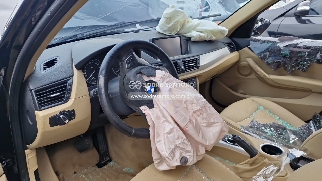 Bmw X1 Sdrive1.8i Vl31 - 2013/2014 — foto 6 de 12