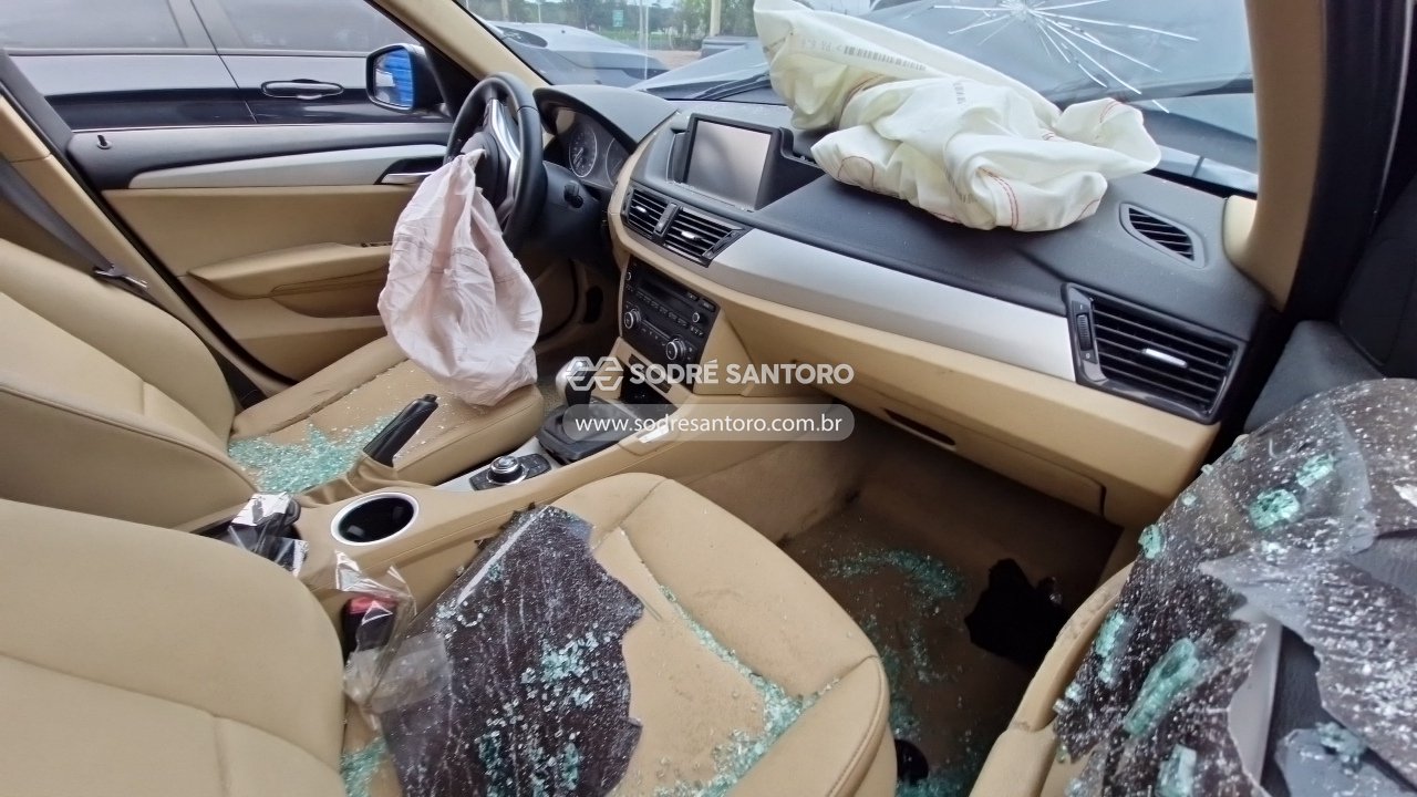 Bmw X1 Sdrive1.8i Vl31 - 2013/2014 — foto 8 de 12