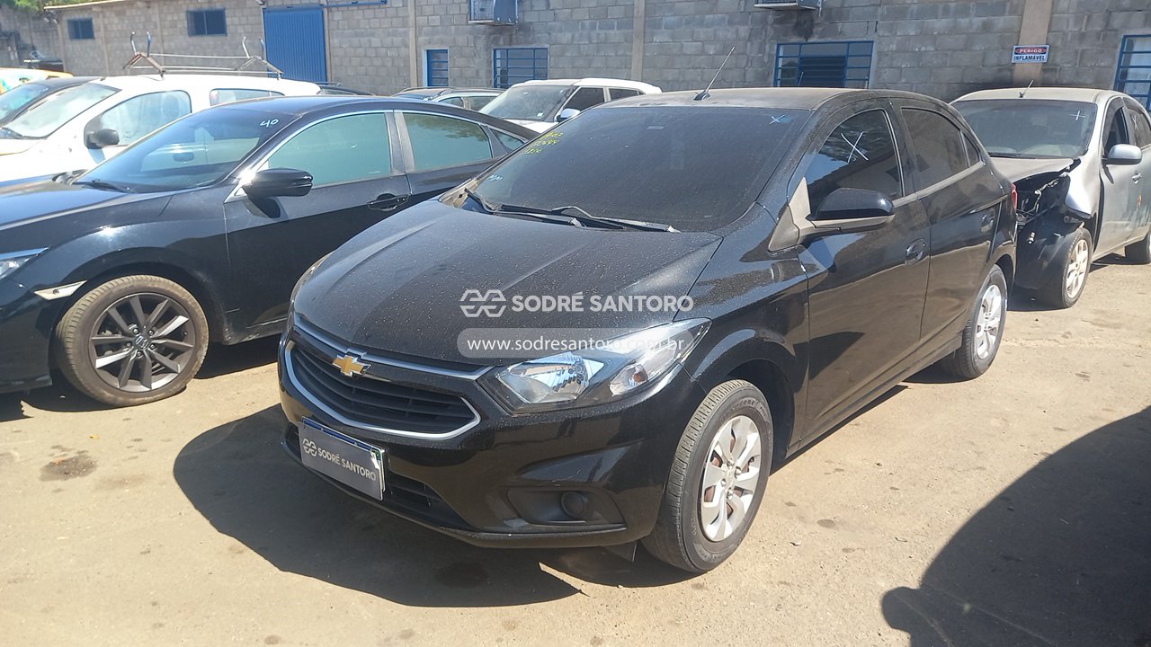 Chevrolet Onix 1.0mt LT - 2016/2017 — foto 3 de 12