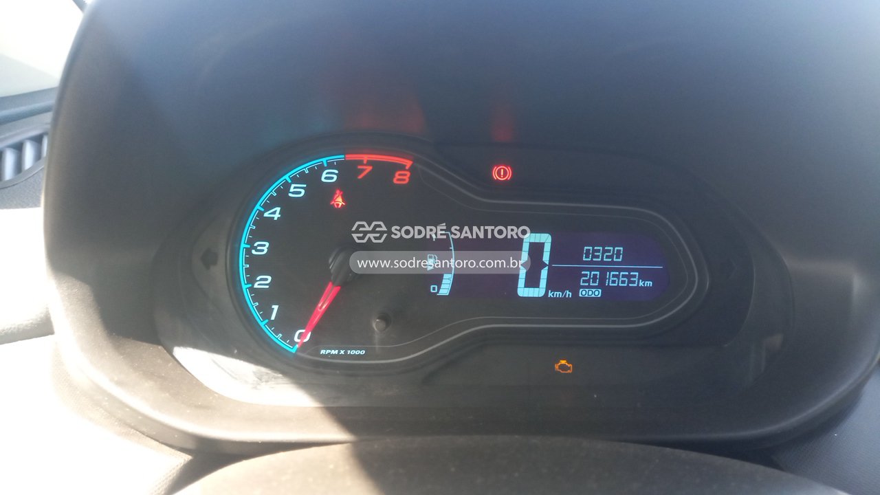 Chevrolet Onix 1.0mt LT - 2016/2017 — foto 7 de 12