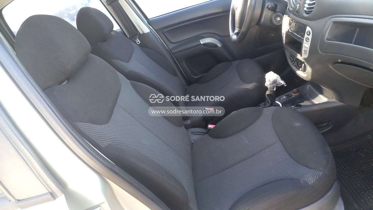 Citroen C3 Glx 14 Flex - 2008/2009 — foto 8 de 12