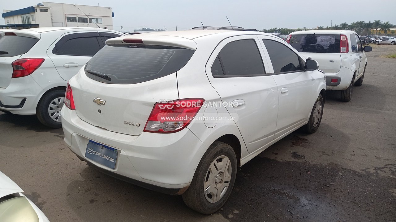 Chevrolet Onix 1.0mt LT - 2013/2013 — foto 4 de 12