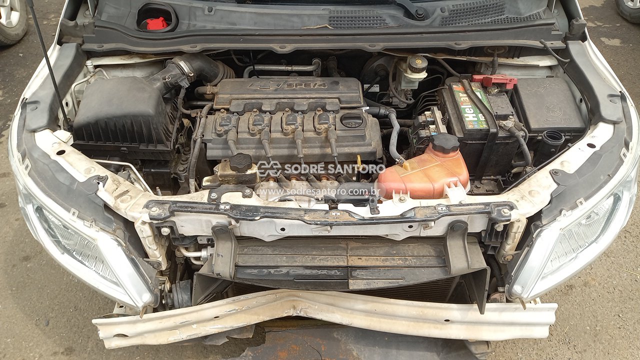 Chevrolet Onix 1.0mt LT - 2013/2013 — foto 5 de 12
