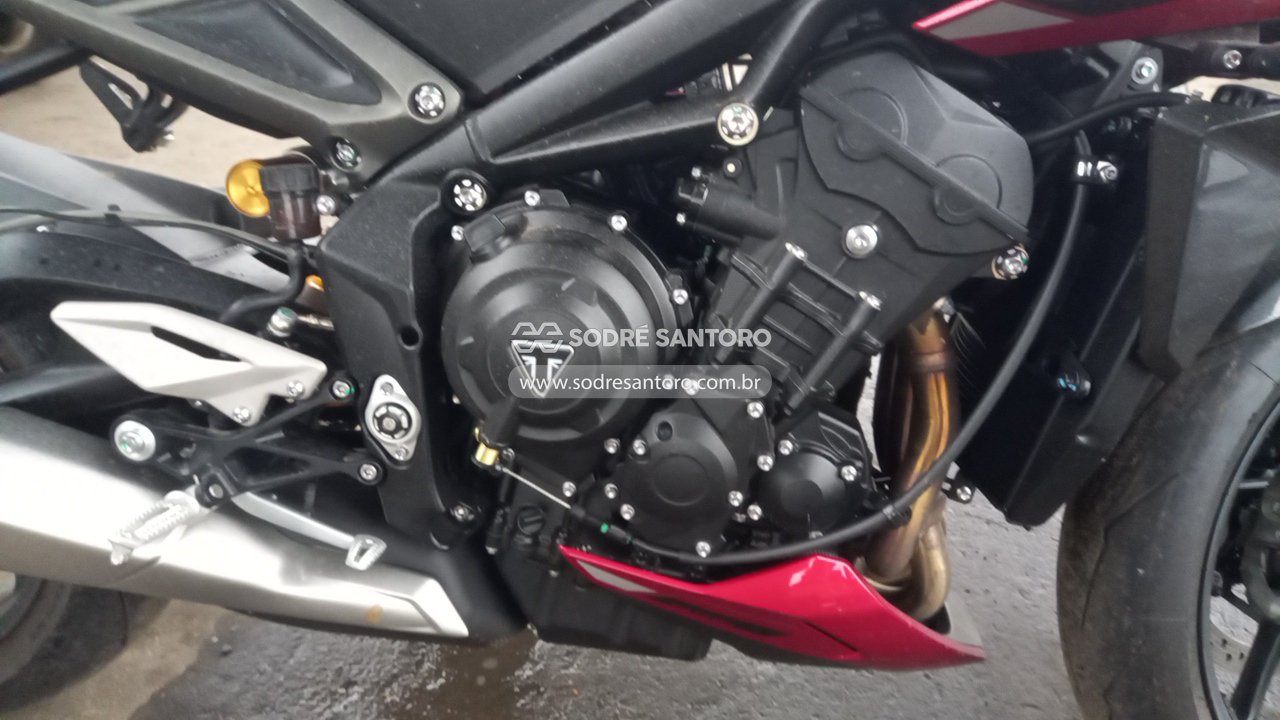 Triumph Street Triple RS - 2024/2024 — foto 5 de 12