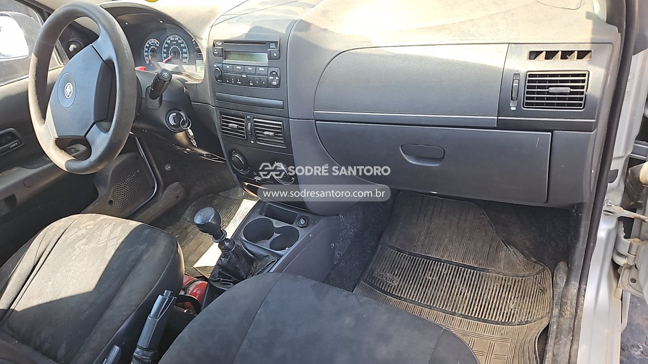 Fiat Strada Working CE - 2011/2012 — foto 8 de 12