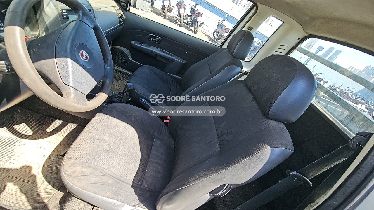 Fiat Strada Working CE - 2011/2012 — foto 9 de 12