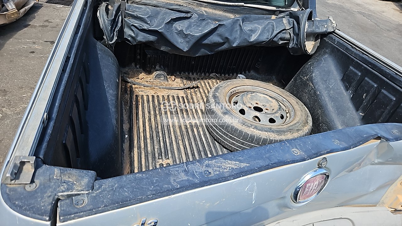 Fiat Strada Working CE - 2011/2012 — foto 12 de 12